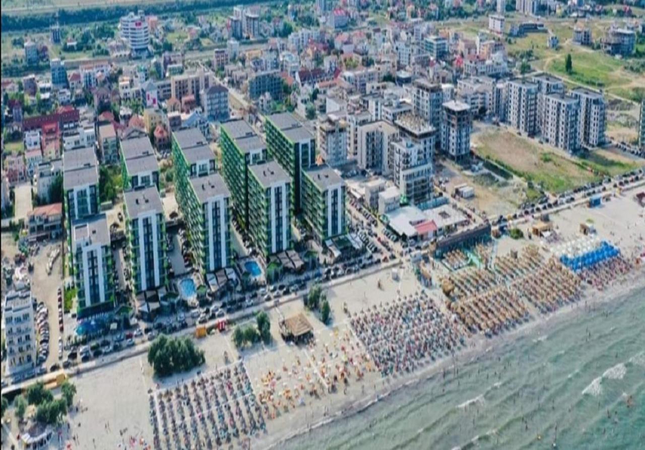 Апартаменты Yvo Lioness & Mamaia Nord Нэводари Экстерьер фото